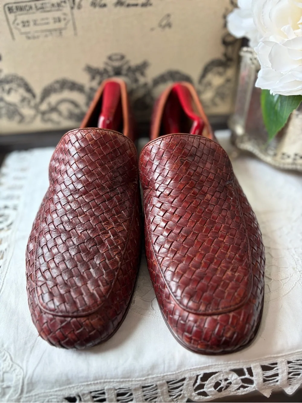 Mens 42.5 Vintage Italian woven leather loafers 9.5